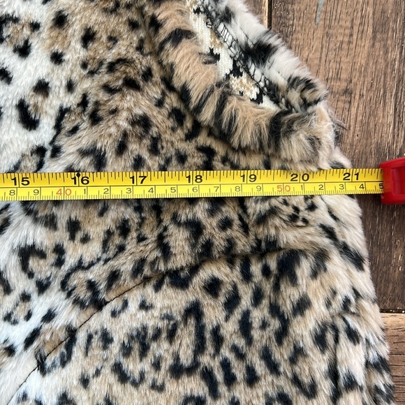 Vintage Cobblestone Canyon Faux Fur Leopard Cheetah Print Vest Size M - Picture 8 of 9